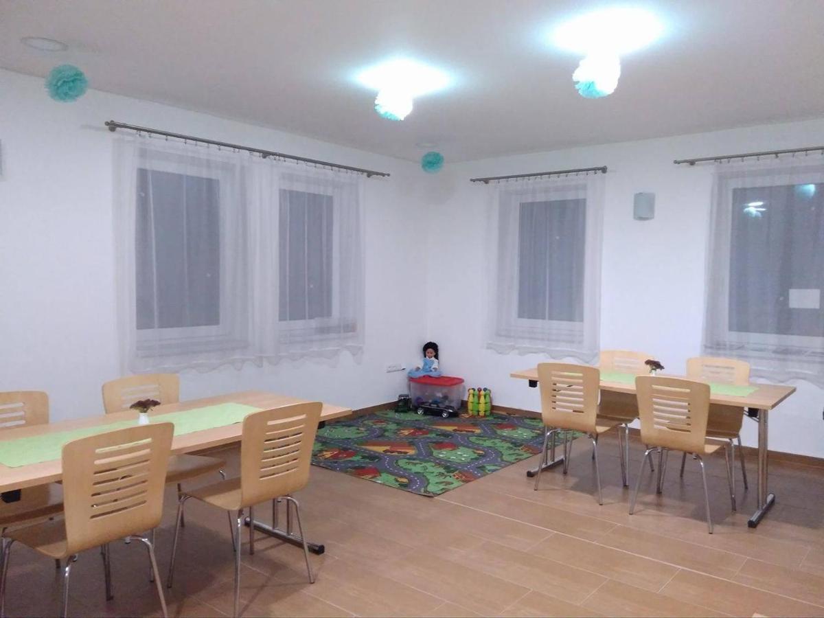 Penzion Amalka Dobrikov Esterno foto